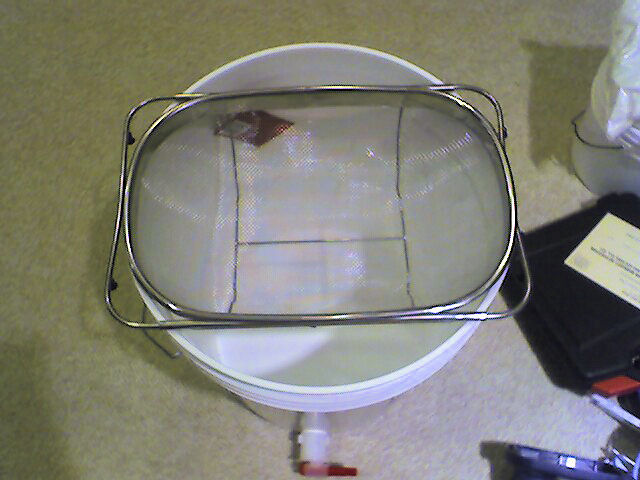 Strainer.jpg Strainer.jpg