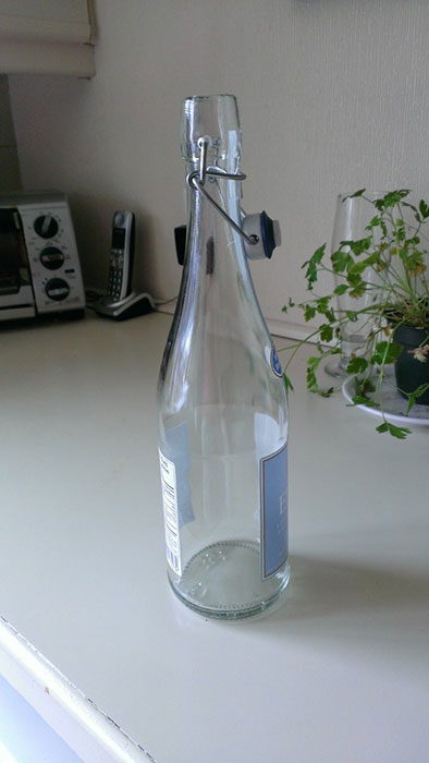 bottle_02.jpg