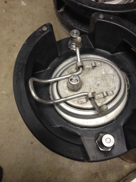 2014 02-10 keg lid.jpg