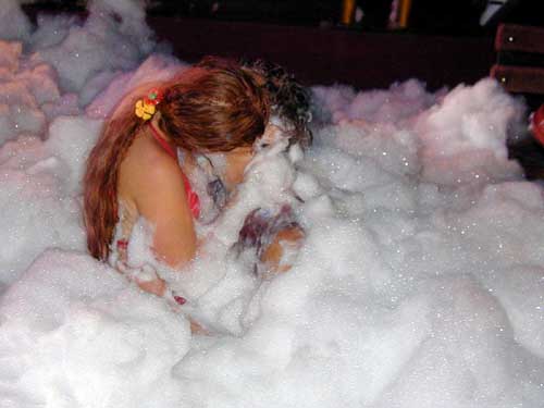 foam-party-a9l21.jpg