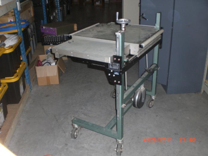 Beer stand 437.jpg