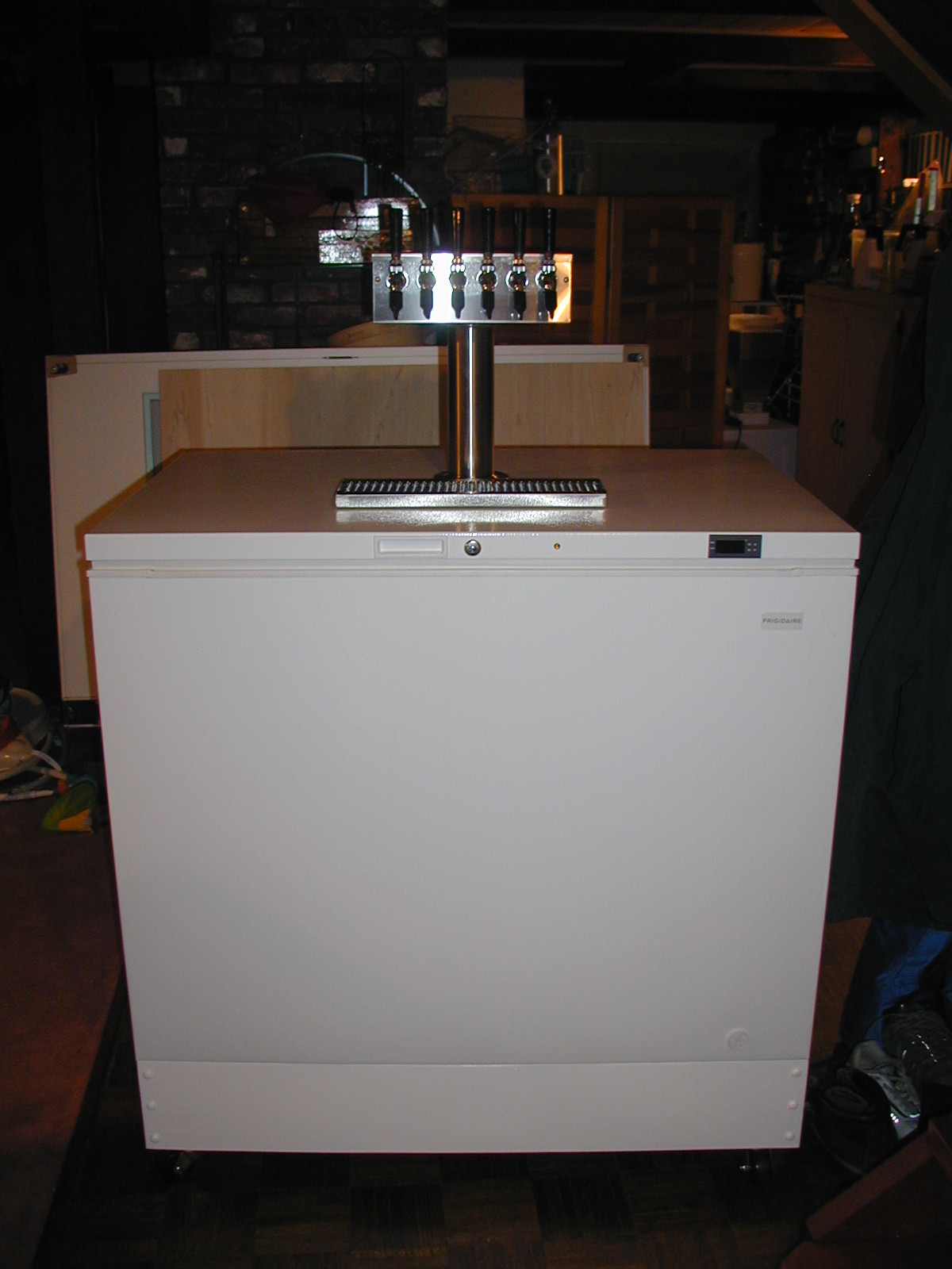 new_keezer_52.jpg