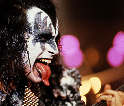 01-gene-simmons-73997373.jpg