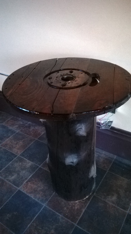 small_table2.jpg