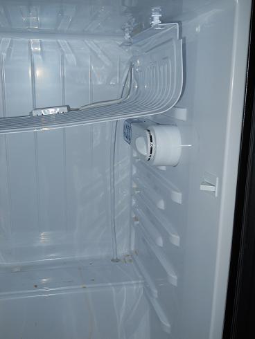 fridge 002.jpg