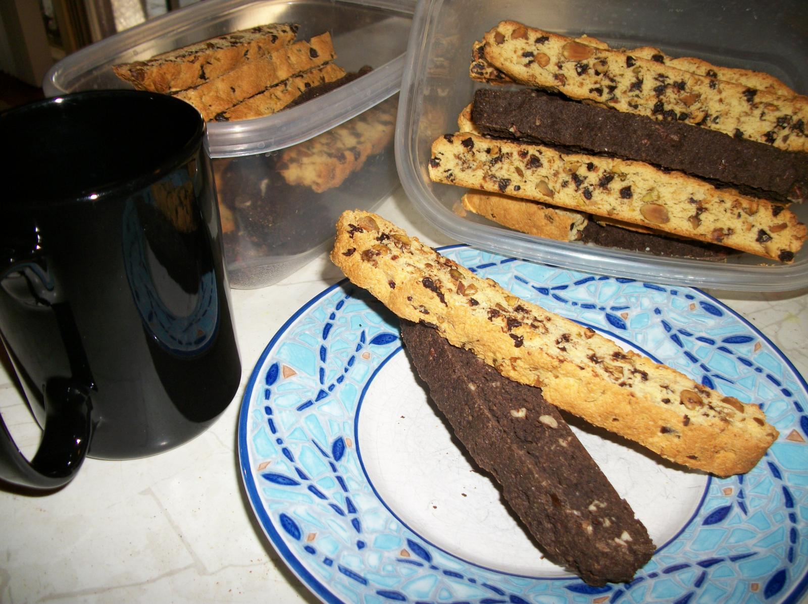 LC choc vanilla biscotti 2.jpg