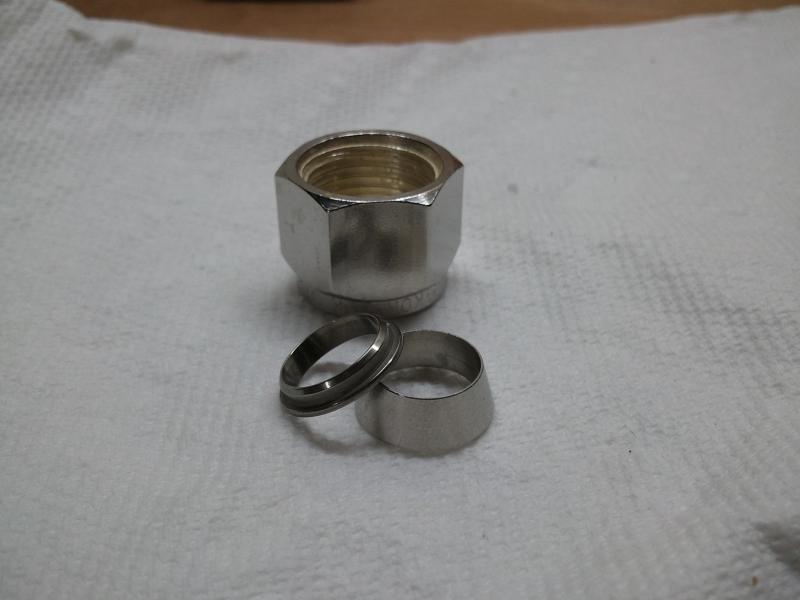 compression fitting.jpg