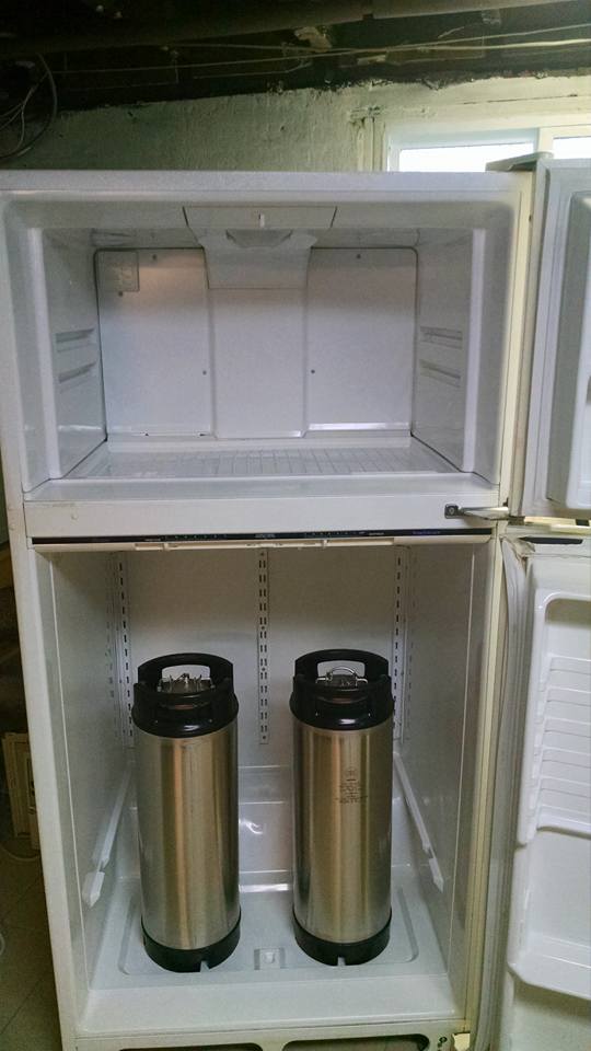 Fridge and kegs.jpg Fridge and kegs.jpg