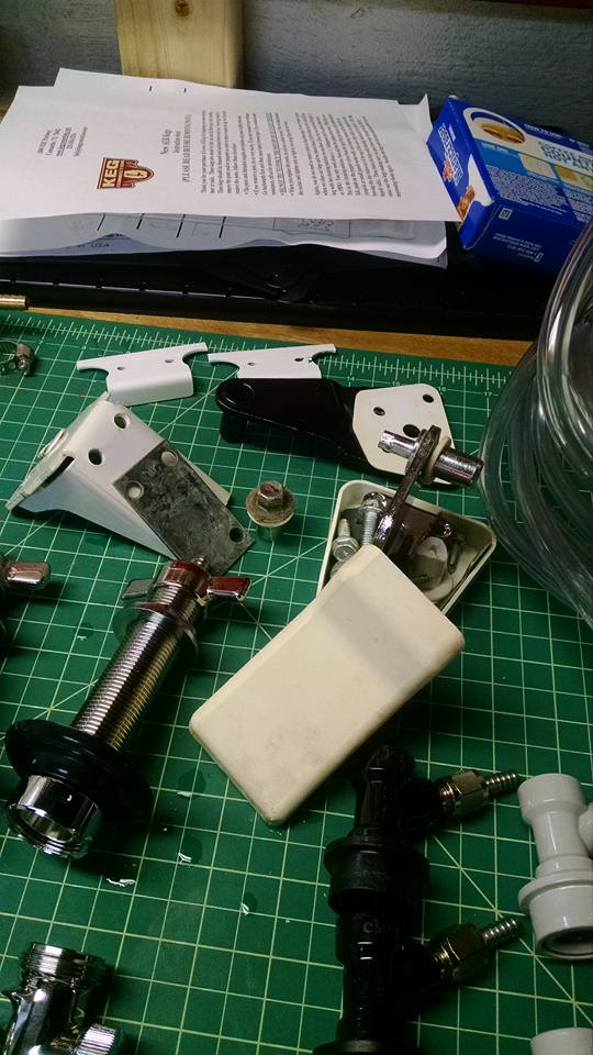 Fridge Hinges.jpg Fridge Hinges.jpg