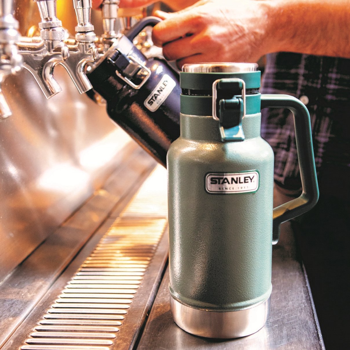 Stanley Growler-2.jpg