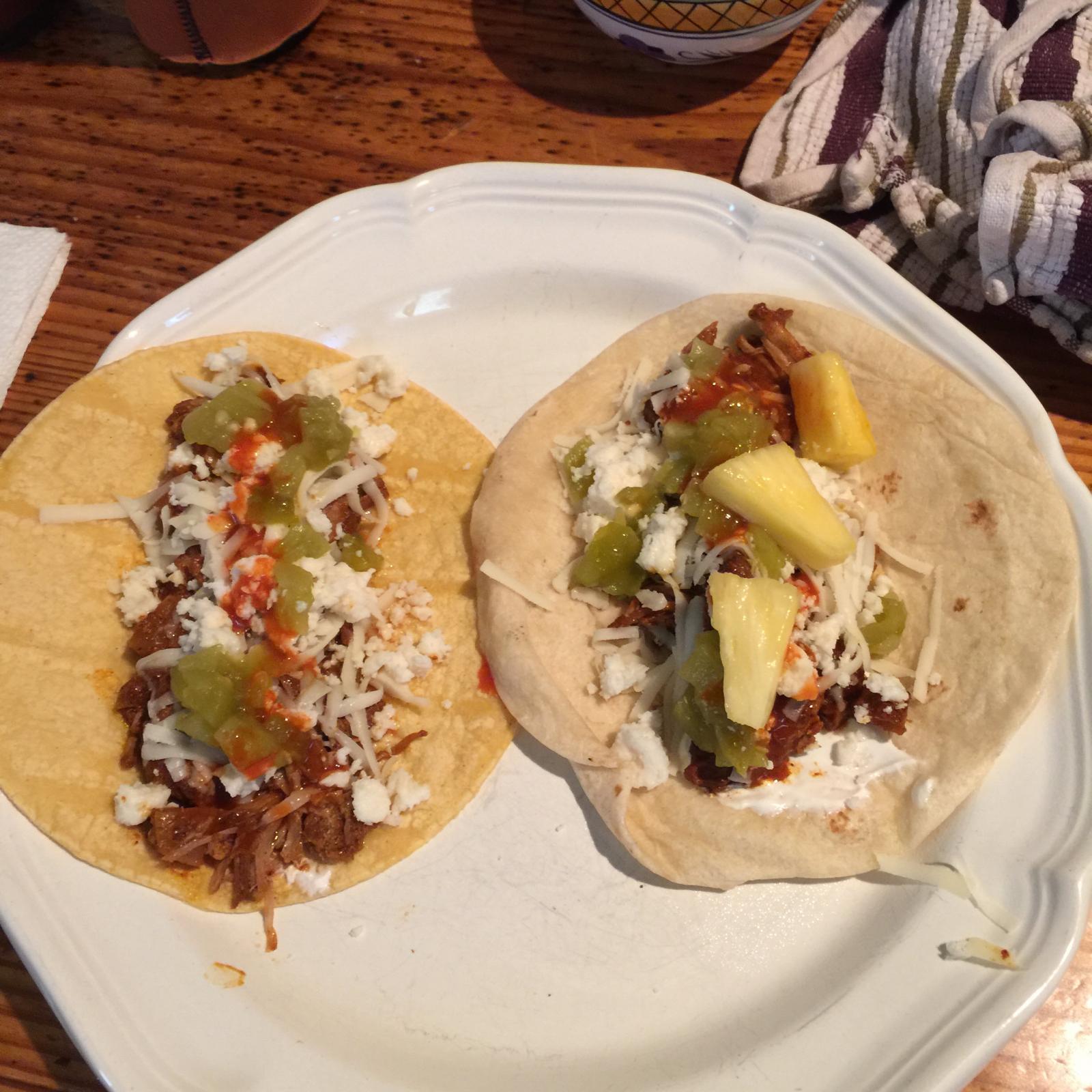 Tacos con Sabor Al Pastor.jpg