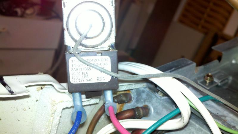 2011-10-10_17-42-46_554.jpg 2011-10-10_17-42-46_554.jpg