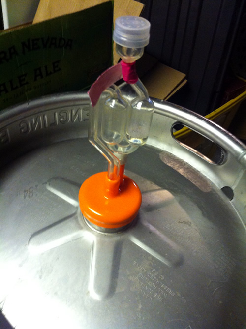 lambic-solera-air-lock-carboy-cap.jpg