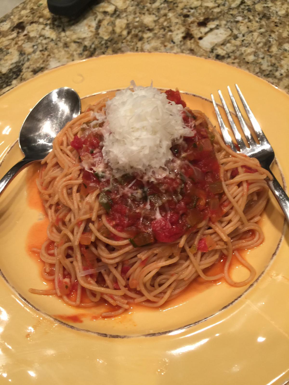 Spaghetti served.jpg