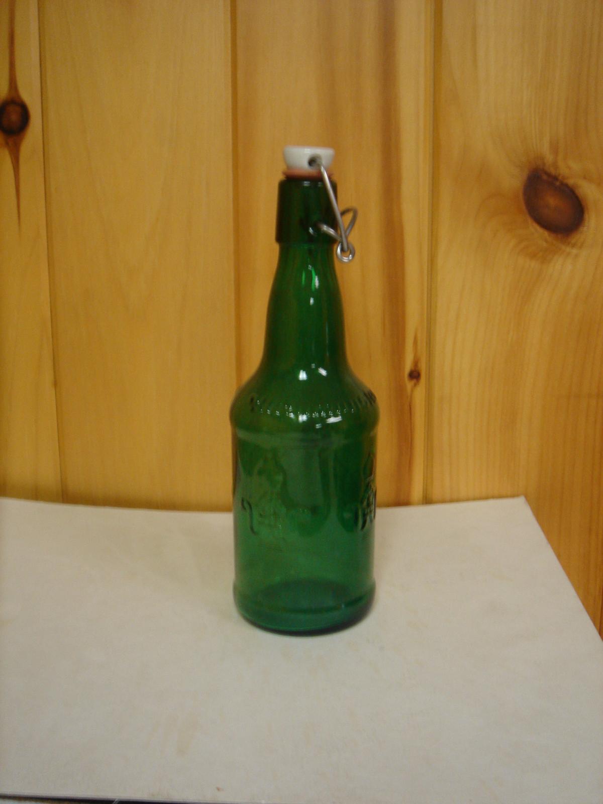 Altenmunster Case Green Bottle.jpg