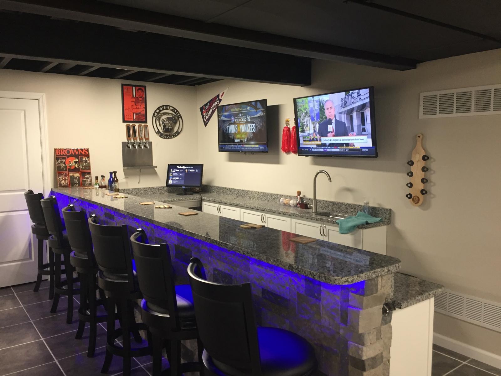 new bar2.jpg