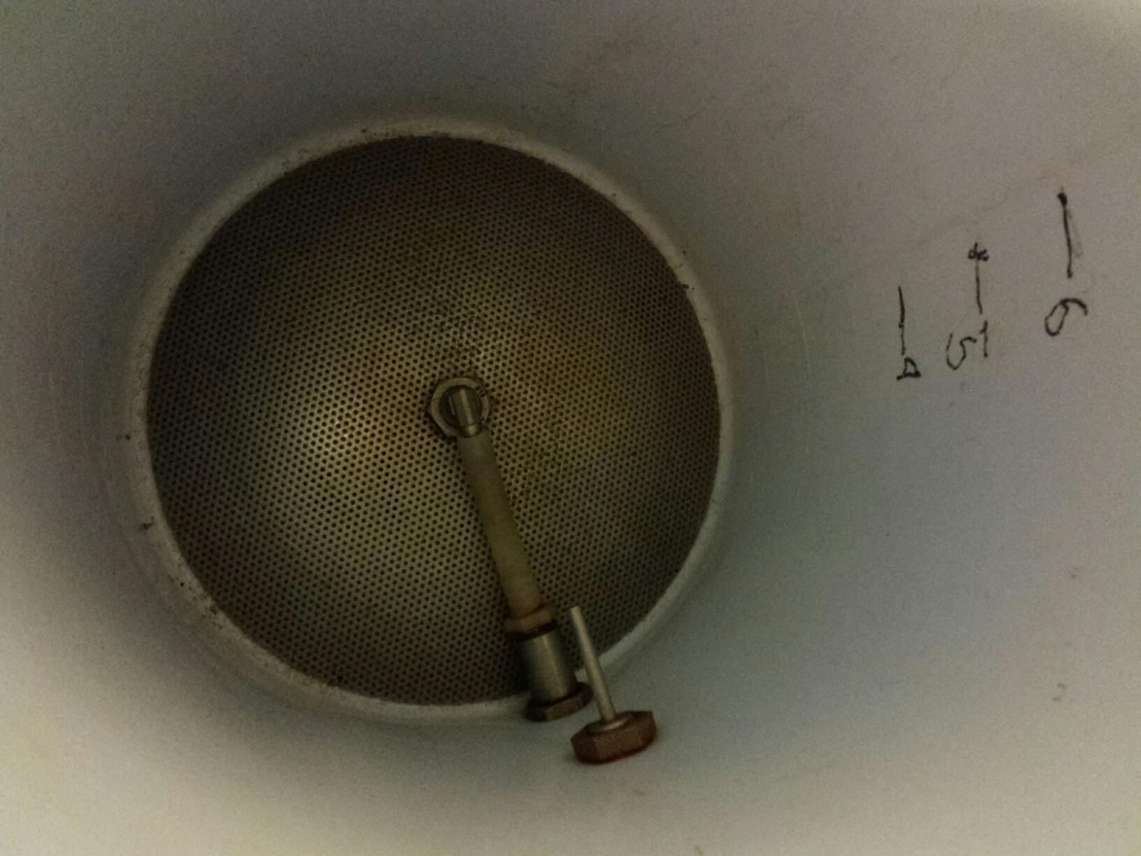 false bottom.jpg