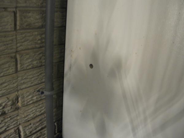 drilled through hole for CO2 line. IMPORTANT - I drilled from the inside first, (in case I ran into freon lines, the outside wouldnt look like swiss cheese as I hunted for a place without the lines) just going through the plastic and feeling around in the