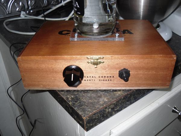 Simple on/off switch and adjustable speed knob.