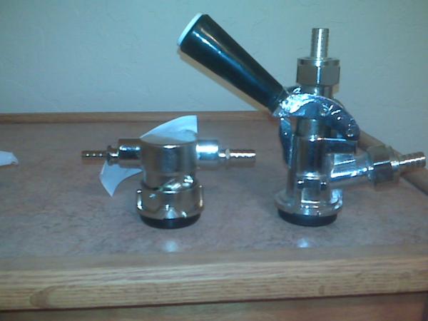Side by side comparison of the standard keg coupler and low profile coupler.