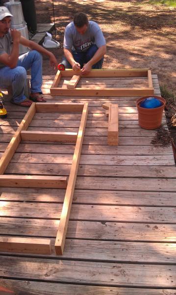 The base frame mocked up, working on the top frame.