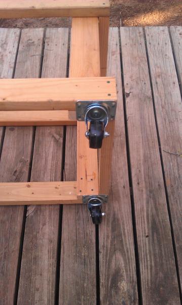 Close up of our casters.  Simple 200 lbs capacity, Lowe's special.