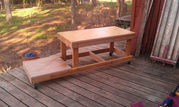 Frame with top surfaces mounted, starting to look like something...