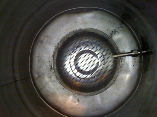 False bottom in keggel