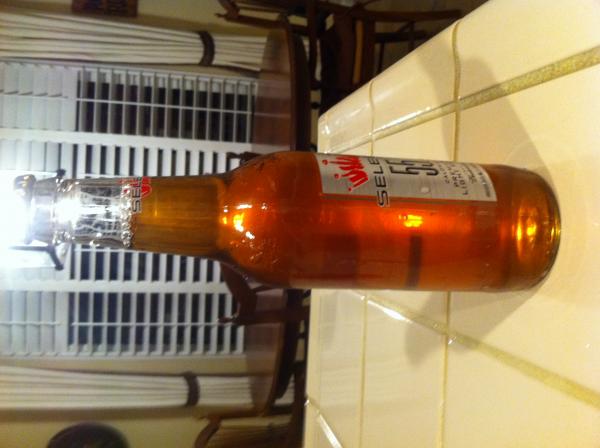 1st batch - pale ale (clear bottle to get a idea what my beer looks like)