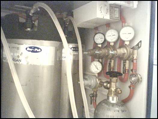 962-InsideFridge_HookedUp_CloseUp