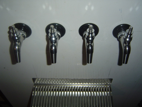 1766-FaucetsandDripTray