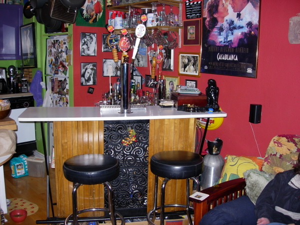LivingRoomBar