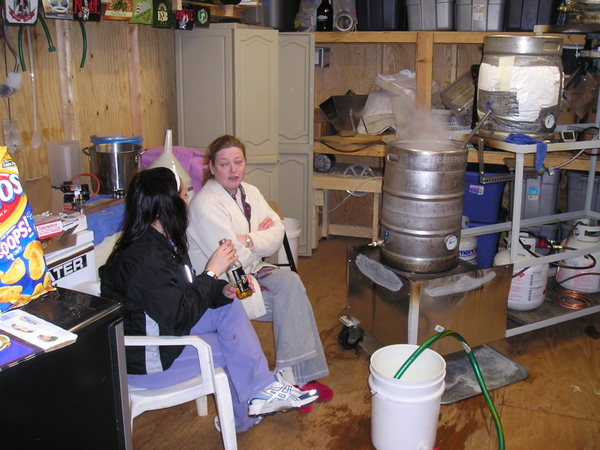 SWMBOshanginoutwhilewedothebrew