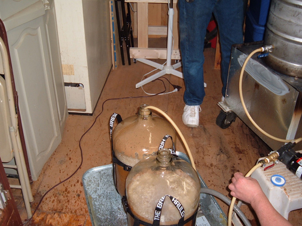 1332-Pump-Carboys