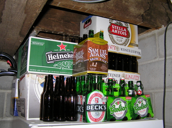 EmptyBottlesWaitingForBeer