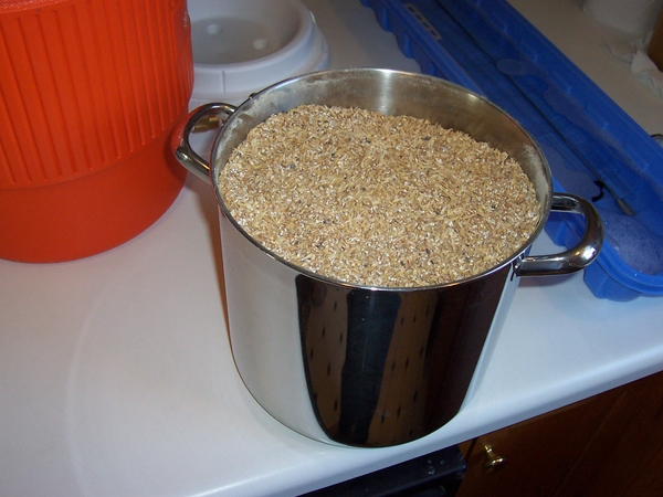 gristfordunkelweizencrushedandmixed