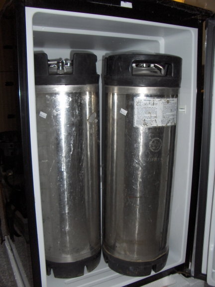 SylvaniaSE80106-2Kegerator