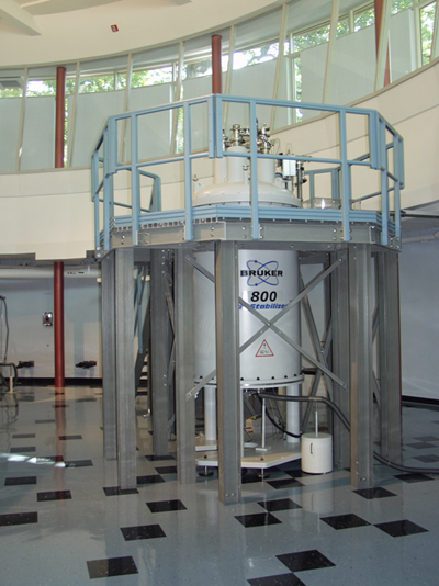 800MHznuclearmagneticresonancespectrometer