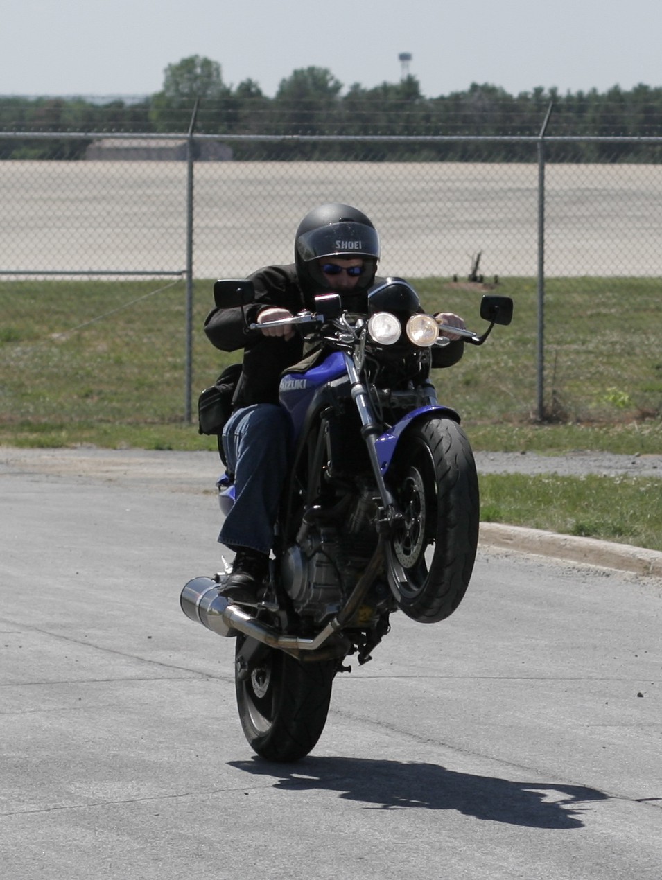 Eric_Wheelie_1_June_2007