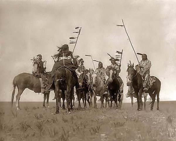 NativeAmericanWarPartyChiefsMeeting