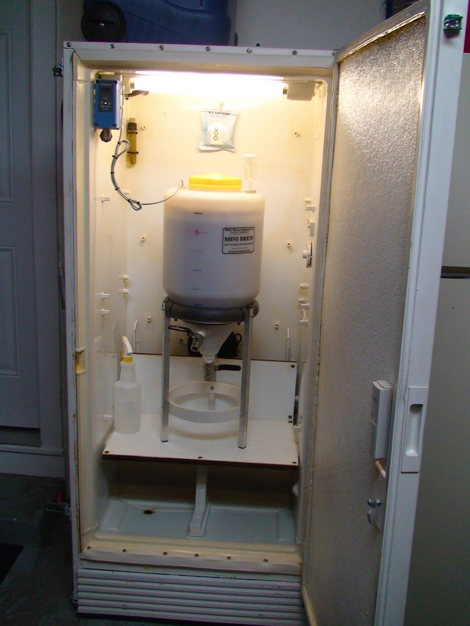 ConvertedFreezerFermentationCabinet