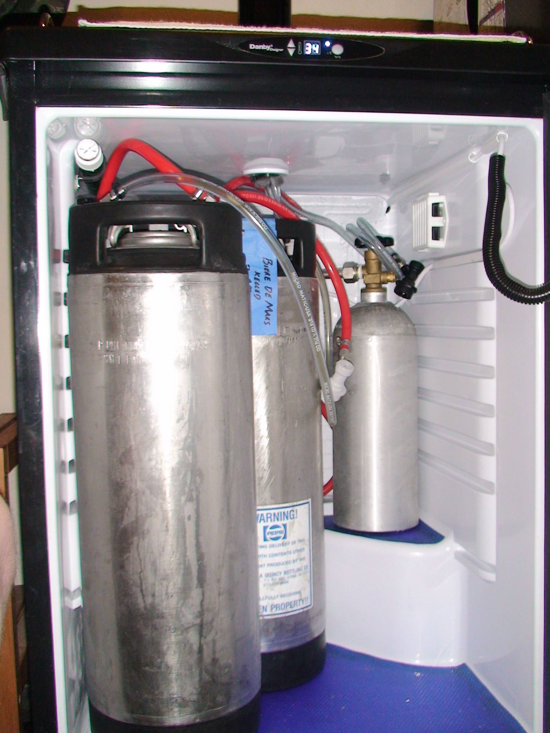 DanbyKegerator-ThreeKegConversion