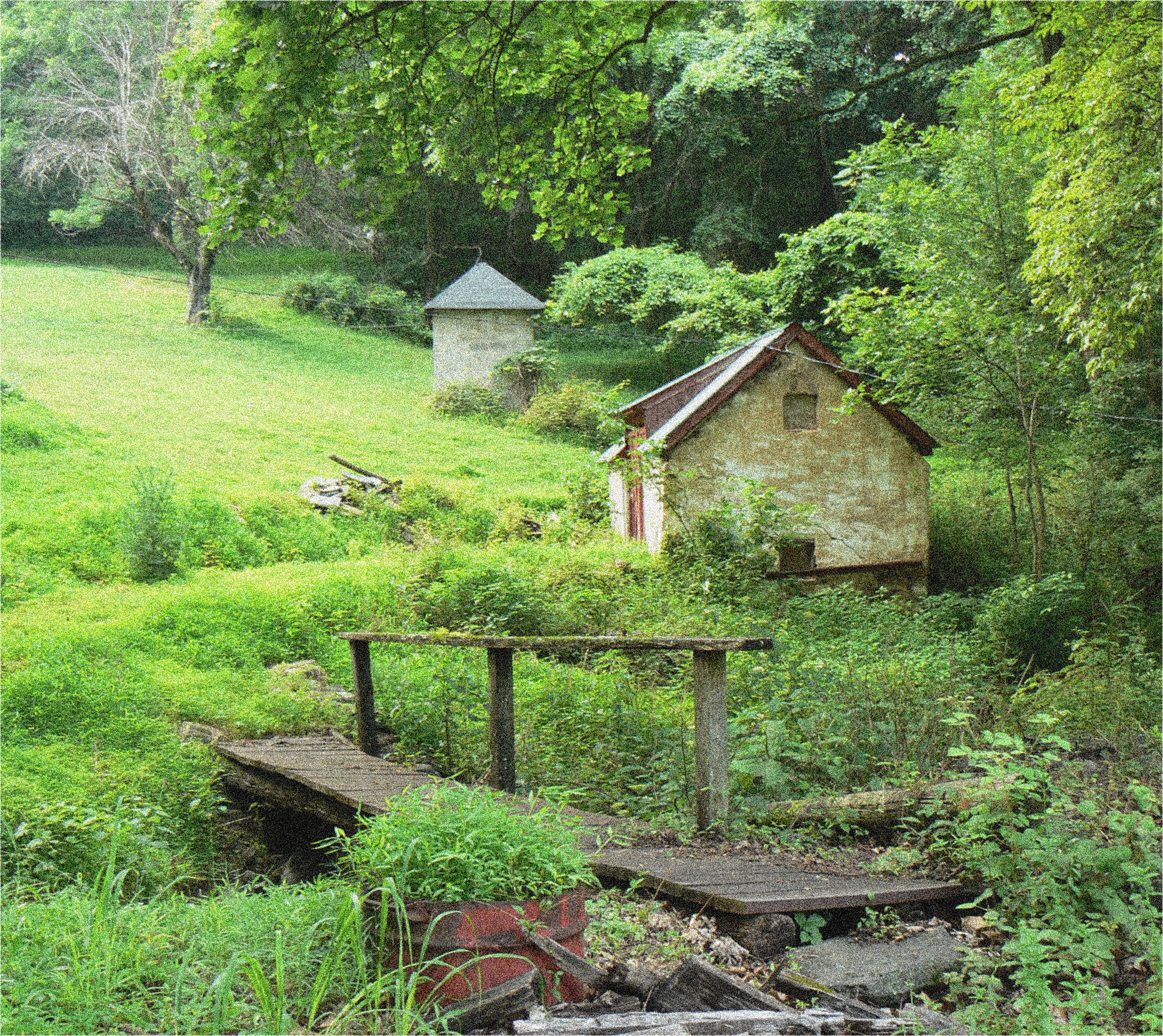 Footbridgefromthebunkhouse