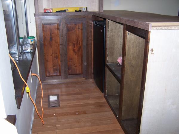 Lowercabinetsinstalled