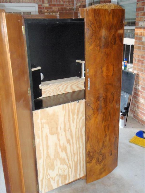 barmoire_10292009_3_