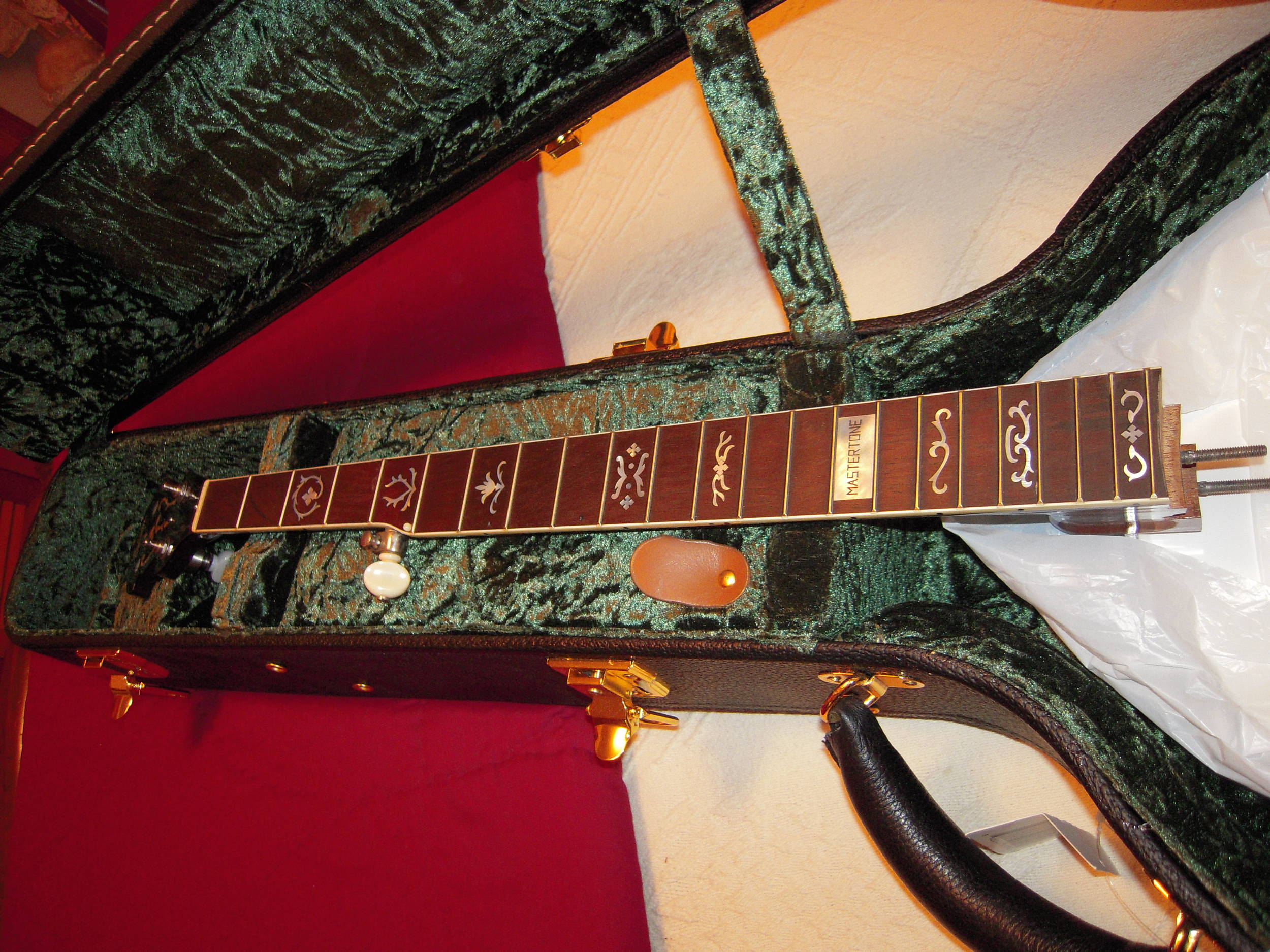 Customneck
