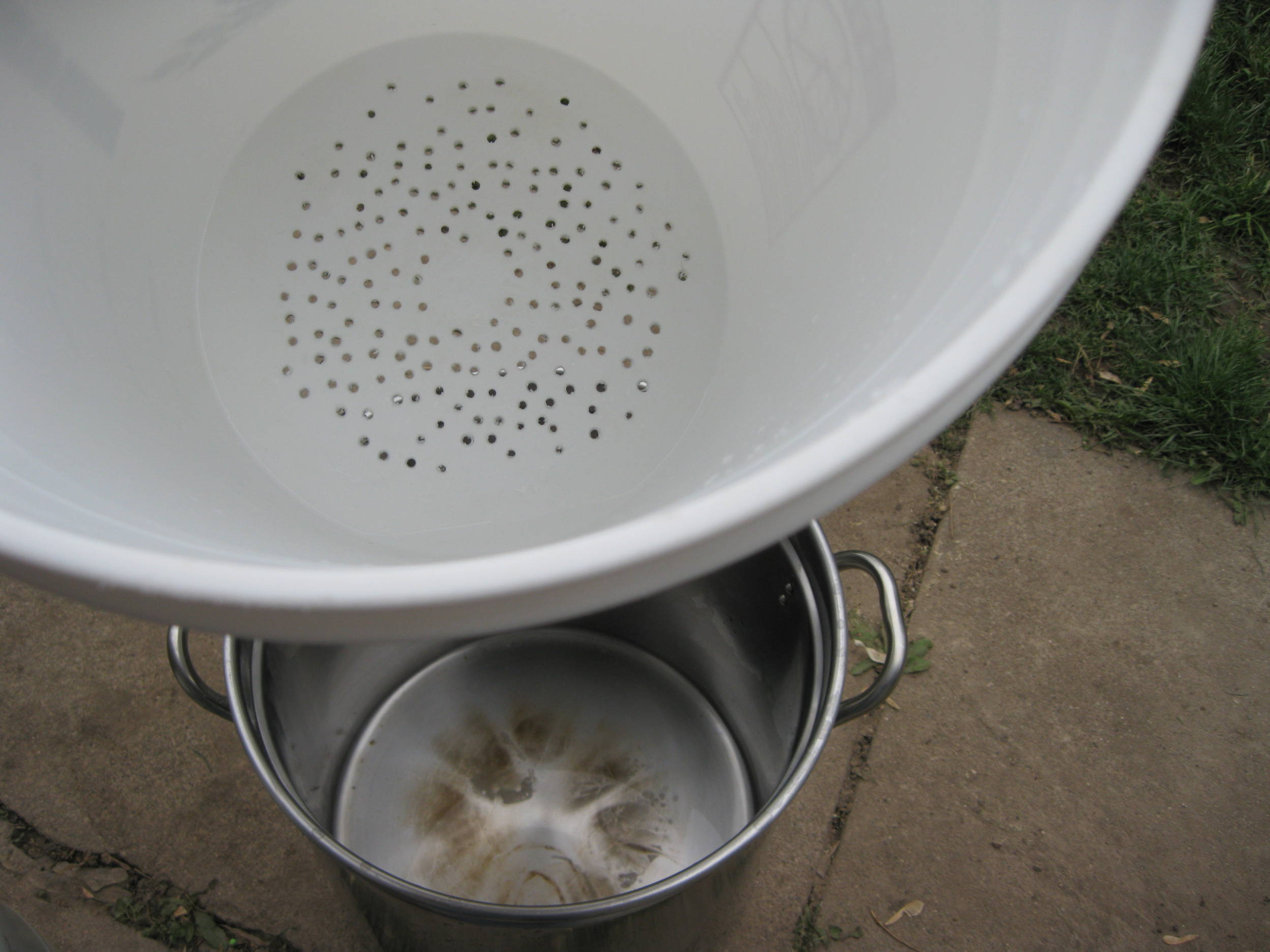 Thestrainer