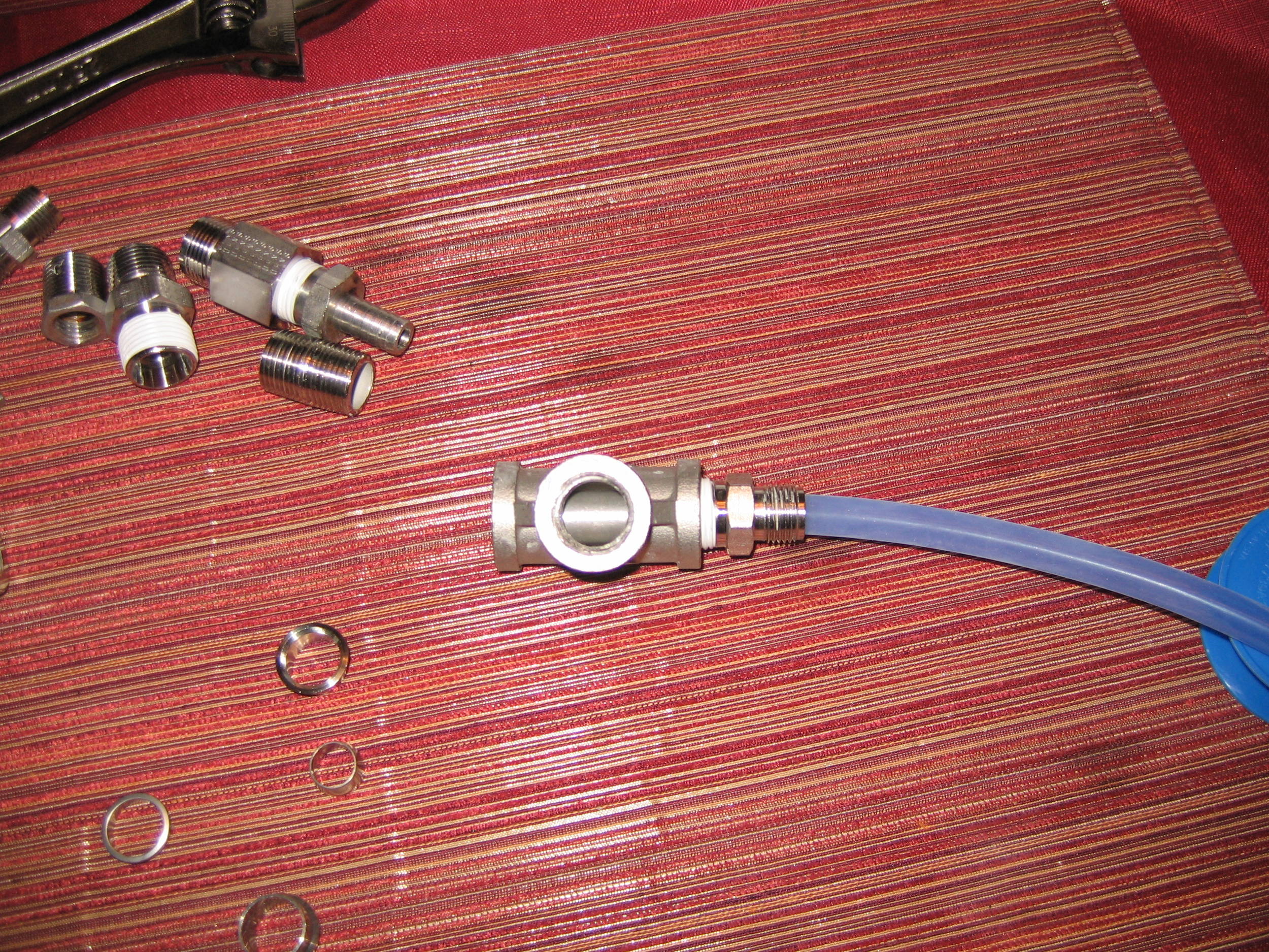 In-line O2 assembly