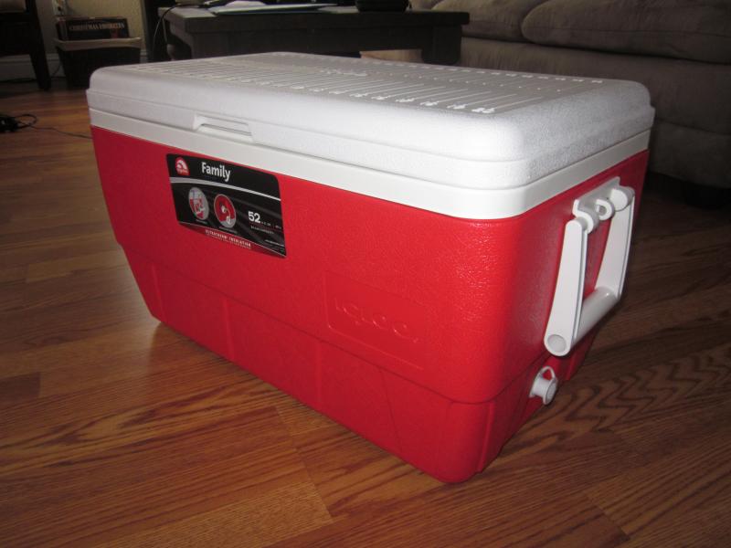 Igloo 52 qt cooler.jpg