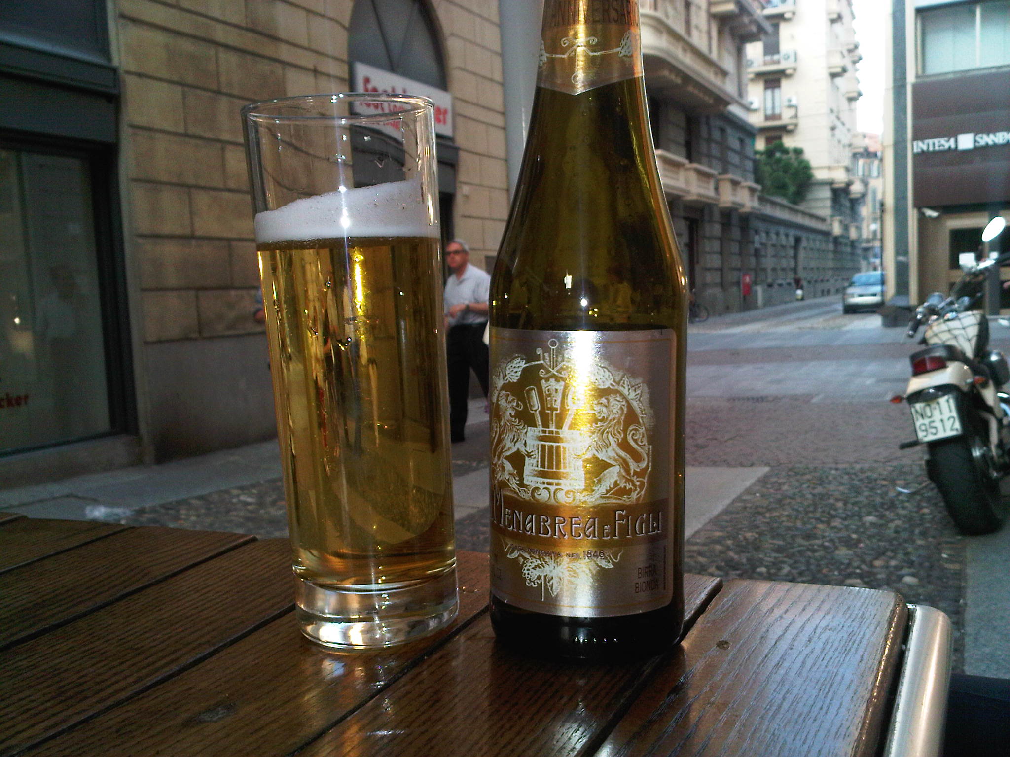 IMG00310-20110525-1950